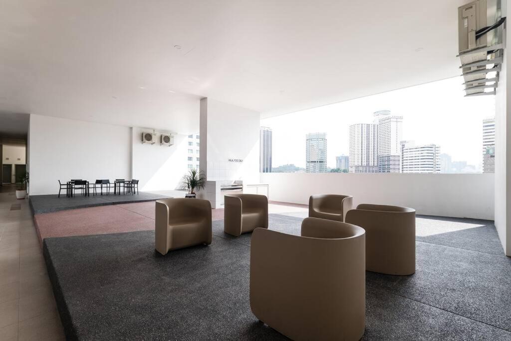 Tr Residence Lovely 3 Bedroom Unit 6Pax Next To Titiwangsa Lrt Kuala Lumpur Extérieur photo