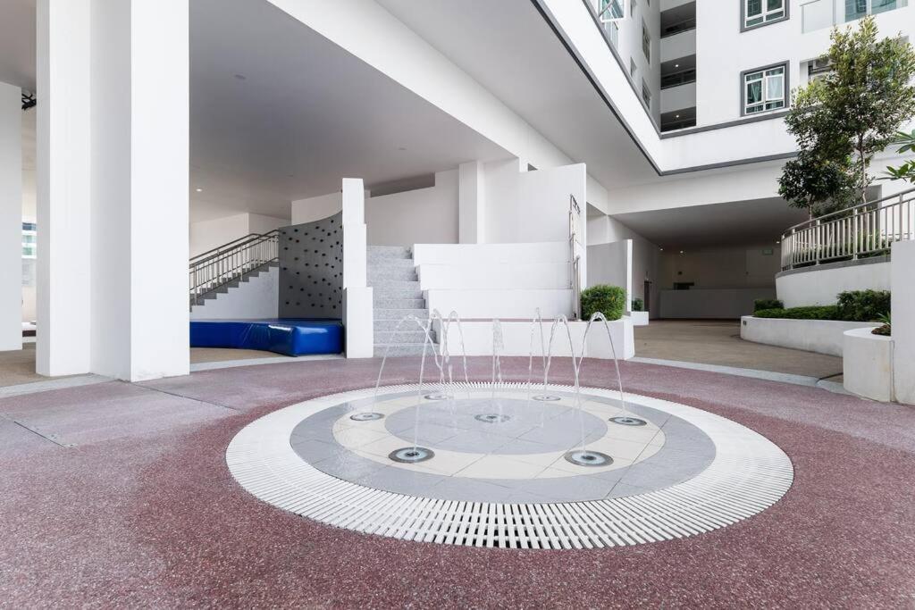 Tr Residence Lovely 3 Bedroom Unit 6Pax Next To Titiwangsa Lrt Kuala Lumpur Extérieur photo